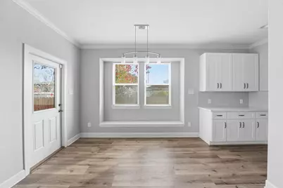 317 S Idaho Street, La Porte, TX 77571 - Photo 6