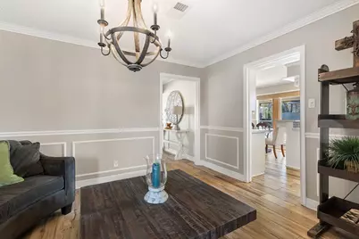 443 E Gaywood Drive, Houston, TX 77079 - Photo 12