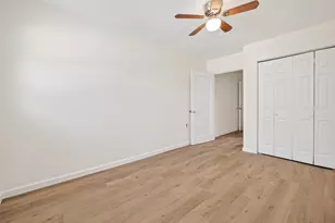 7950 Longridge Dr, Houston, TX 77055 - Photo 20