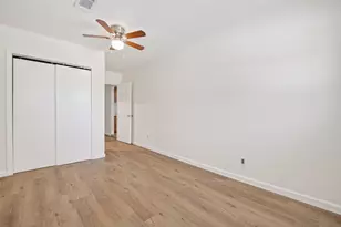 7950 Longridge Dr, Houston, TX 77055 - Photo 24