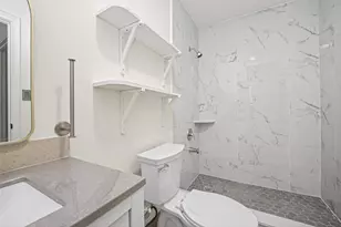 7950 Longridge Dr, Houston, TX 77055 - Photo 26