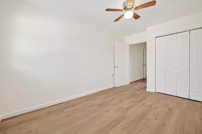 7950 Longridge Drive, Houston, TX 77055 - Photo 20