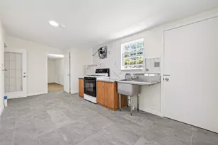7950 Longridge Dr, Houston, TX 77055 - Photo 14