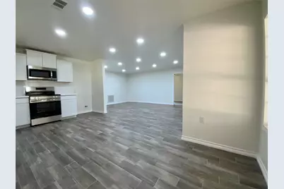 588 Vicksburg Ln, Livingston, TX 77351 - Photo 6