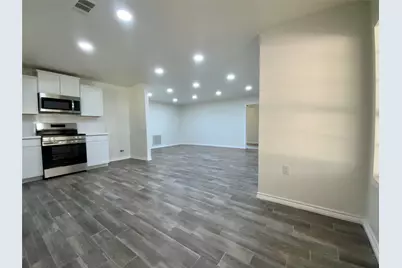 588 Vicksburg Ln, Livingston, TX 77351 - Photo 6