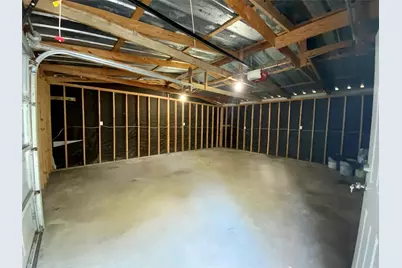 588 Vicksburg Ln, Livingston, TX 77351 - Photo 32