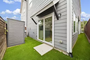 403 Fenn St, Houston, TX 77018 - Photo 28