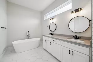 403 Fenn St, Houston, TX 77018 - Photo 20