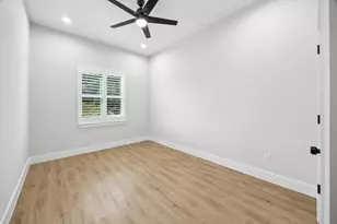 403 Fenn St, Houston, TX 77018 - Photo 24