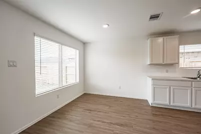 9123 Estes Lakes Drive, Baytown, TX 77521 - Photo 16