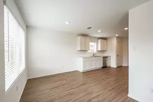 9123 Estes Lks Dr, Baytown, TX 77521 - Photo 10