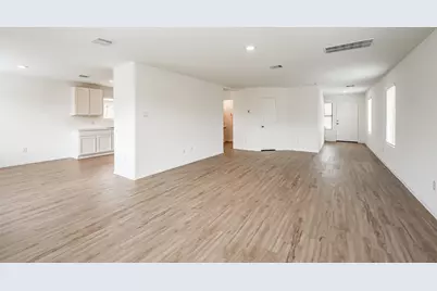 9123 Estes Lakes Drive, Baytown, TX 77521 - Photo 8