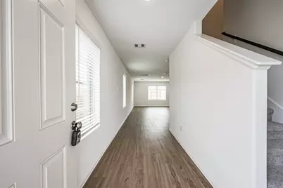 9123 Estes Lakes Drive, Baytown, TX 77521 - Photo 4