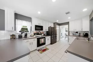 15303 Garett Green Cir, Houston, TX 77095 - Photo 8