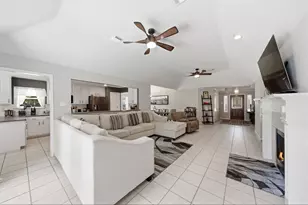 15303 Garett Green Cir, Houston, TX 77095 - Photo 6