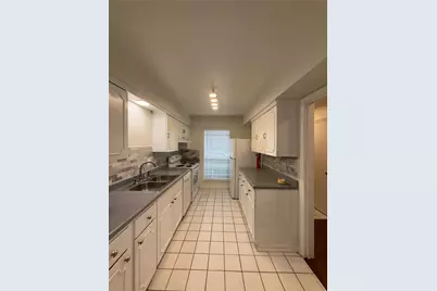 2039 Winrock Boulevard #158, Houston, TX 77057 - Photo 2