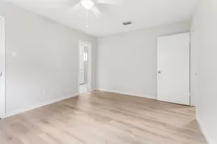 9211 Meaux Dr, Houston, TX 77031 - Photo 16