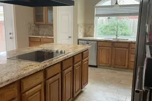 51 Rush Haven Dr, The Woodlands, TX 77381 - Photo 8