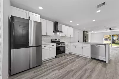 24034 E Lake Houston Parkway, Houston, TX 77336 - Photo 8