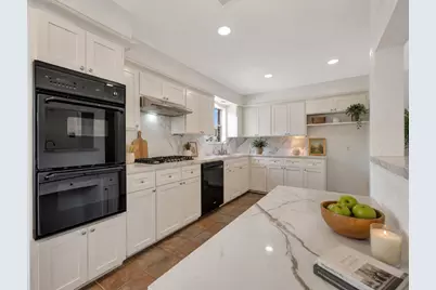 10340 Rocky Hollow Road, La Porte, TX 77571 - Photo 6