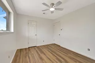 10340 Rocky Hollow Rd, La Porte, TX 77571 - Photo 32
