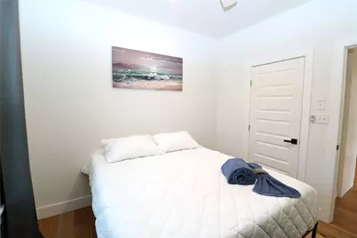 5506 Avenue Q 1/2, Galveston, TX 77551 - Photo 16