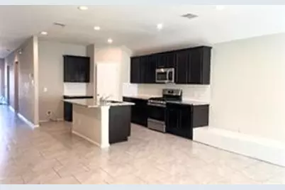 8310 Rose Petals Lane, Rosharon, TX 77583 - Photo 6