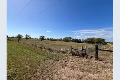000 Redfish Drive, Hitchcock, TX 77563 - Photo 12
