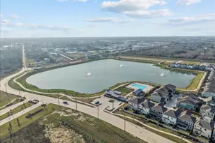 535 Avisa Dr, Kemah, TX 77565 - Photo 36