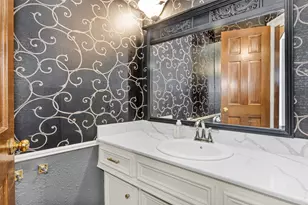 6710 Blue Hills Rd, Houston, TX 77069 - Photo 18