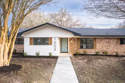 1009 Robinhood, Brenham, TX 77833 - Photo 38