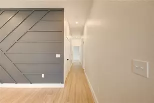 811 E 39th St, Houston, TX 77022 - Photo 6