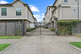 2402 Calumet St, Houston, TX 77004 - Photo 20