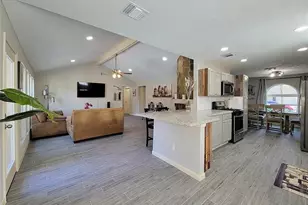 9306 Bankside Dr, Houston, TX 77031 - Photo 8