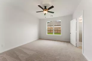 3709 Violet Ln, Huntsville, TX 77340 - Photo 32