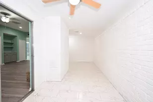 8615 Belle Park Dr, Houston, TX 77099 - Photo 36