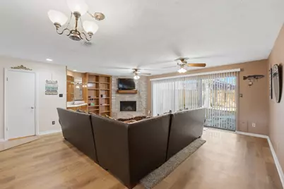 3823 Knollcrest Drive, Montgomery, TX 77356 - Photo 6