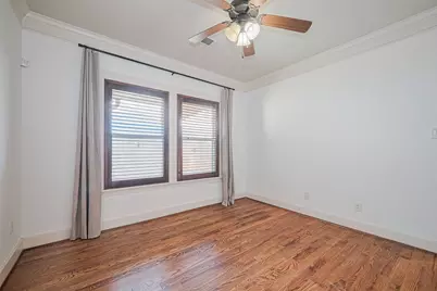 901 W 21st Street, Houston, TX 77008 - Photo 32
