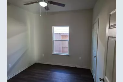 9910 Dipping Brook Street, Houston, TX 77076 - Photo 6