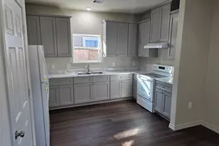 9910 Dipping Brk St, Houston, TX 77076 - Photo 4