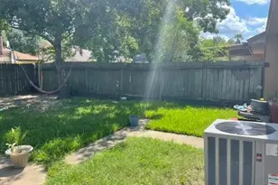 19502 Woodglen Dr, Katy, TX 77449 - Photo 8