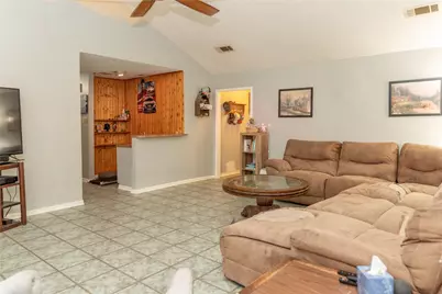 4850 Heathrow Lane, Alvin, TX 77511 - Photo 6