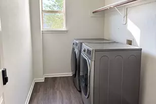 7306 Liberty Ridge Ln, Houston, TX 77049 - Photo 8