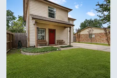4903 Moody Reef Drive, Bacliff, TX 77518 - Photo 2