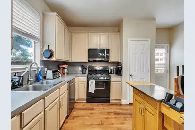 4903 Moody Reef Drive, Bacliff, TX 77518 - Photo 14