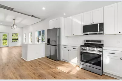 868 E 35th Street, Houston, TX 77022 - Photo 14