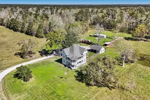 8334 FM 562, Anahuac, TX 77514 - Photo 4