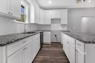 201 N Pine Street, Corrigan, TX 75939 - Photo 14