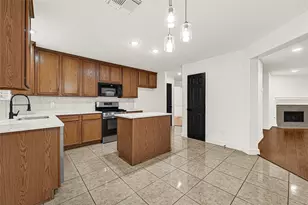 15911 Breanna Ln, Houston, TX 77049 - Photo 38