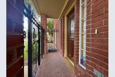 3411 Ashfield Drive, Houston, TX 77082 - Photo 2